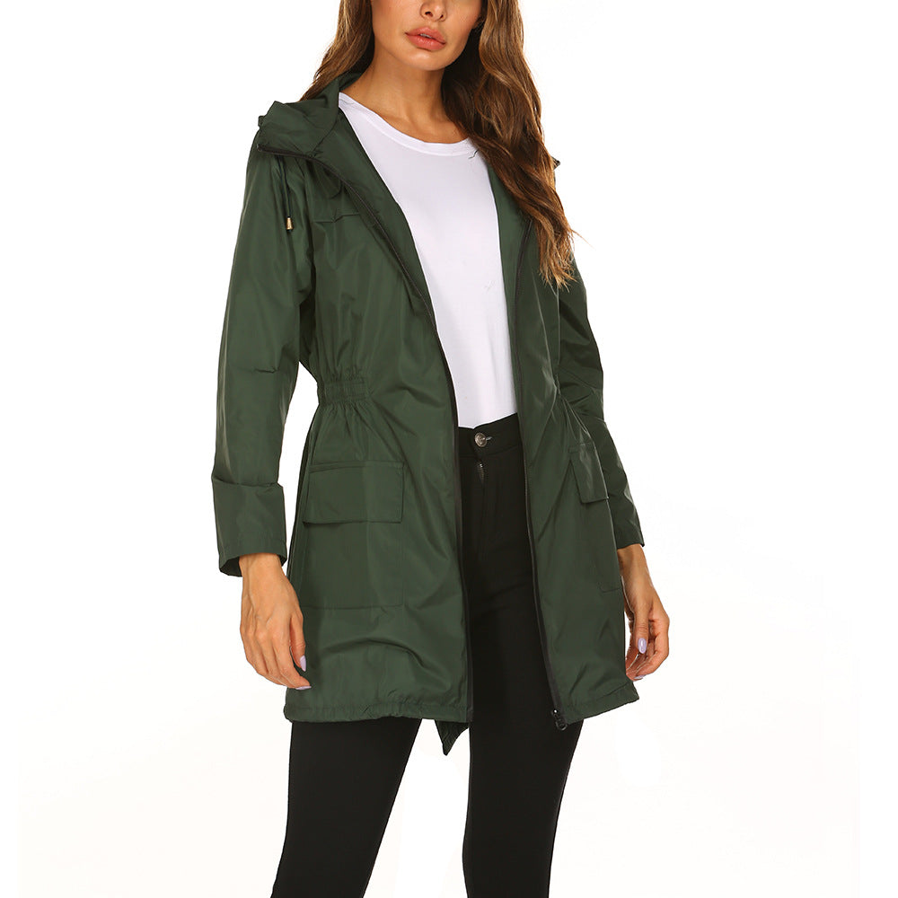 Damen Regenjacke mit Kapuze und praktischen Seitentaschen - J&B - 2 - Atelier-Zofia