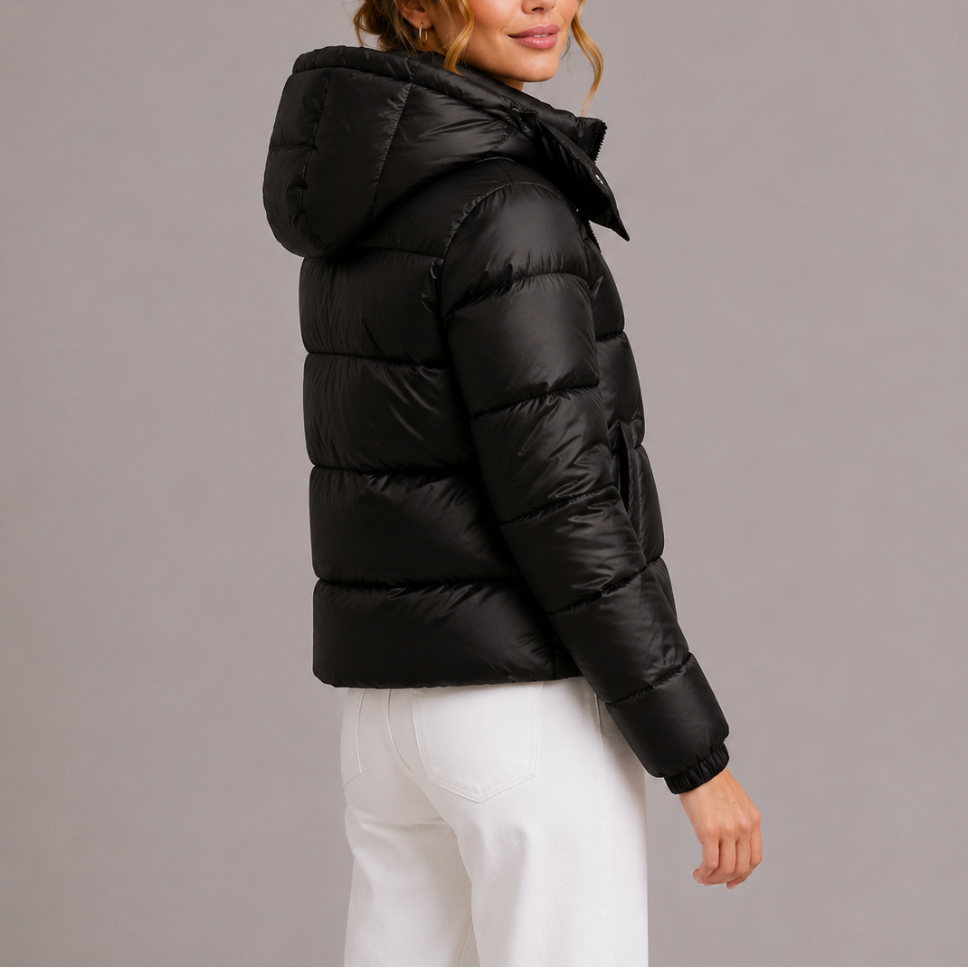 Damen Daunenjacke mit Kapuze und Reißverschluss - J&B - 4 - Atelier-Zofia