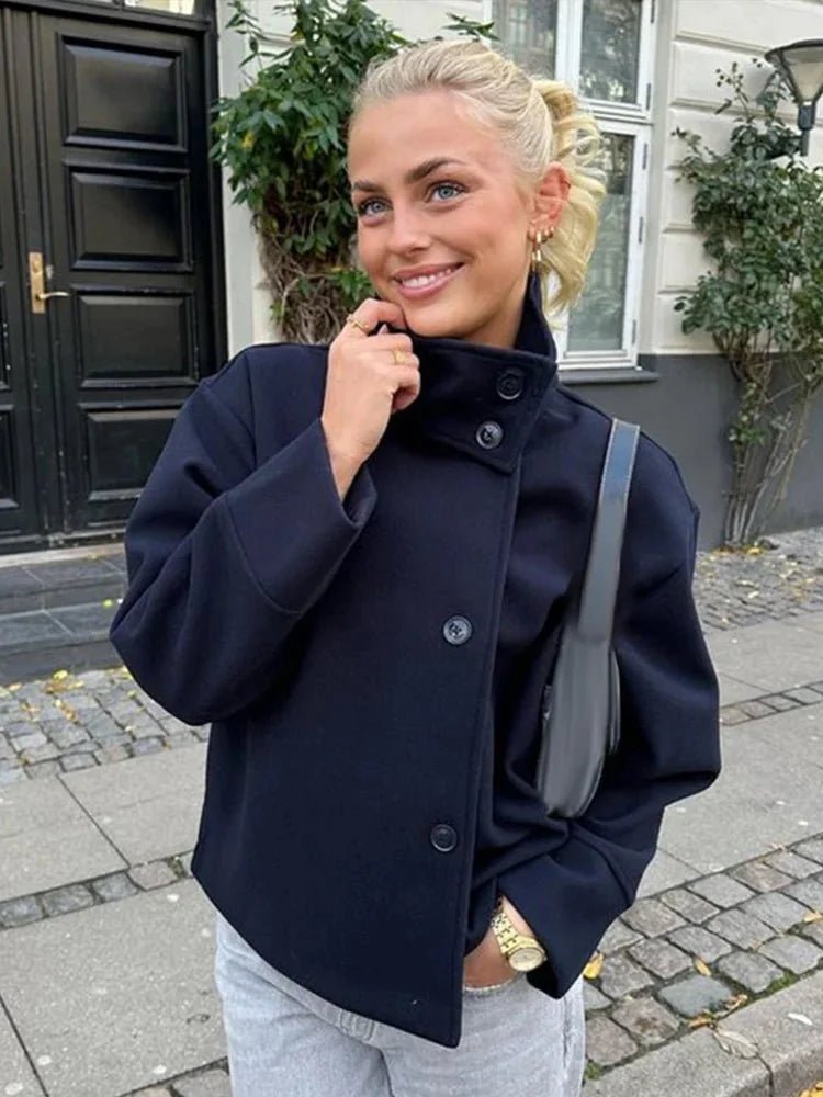 Elegante Damenjacke mit hohem Kragen und lässiger Passform - J&B - 15 - Atelier-Zofia