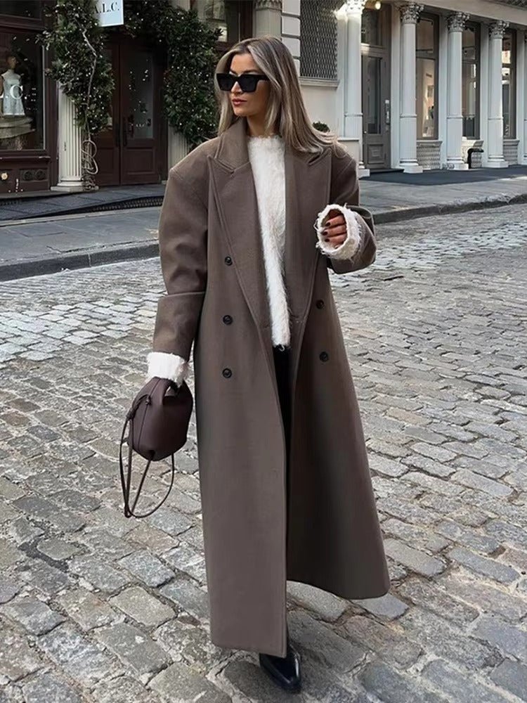 Stilvolle lange Jacke für Damen mit lässigem Schnitt und breitem Revers - J&B - 4 - Atelier-Zofia