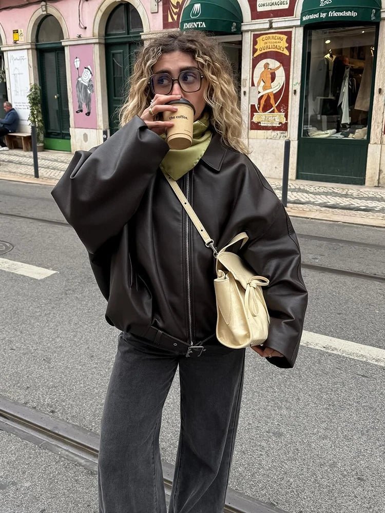 Damen Bomberjacke im Oversized-Stil mit Taillengürtel - J&B - 3 - Atelier-Zofia
