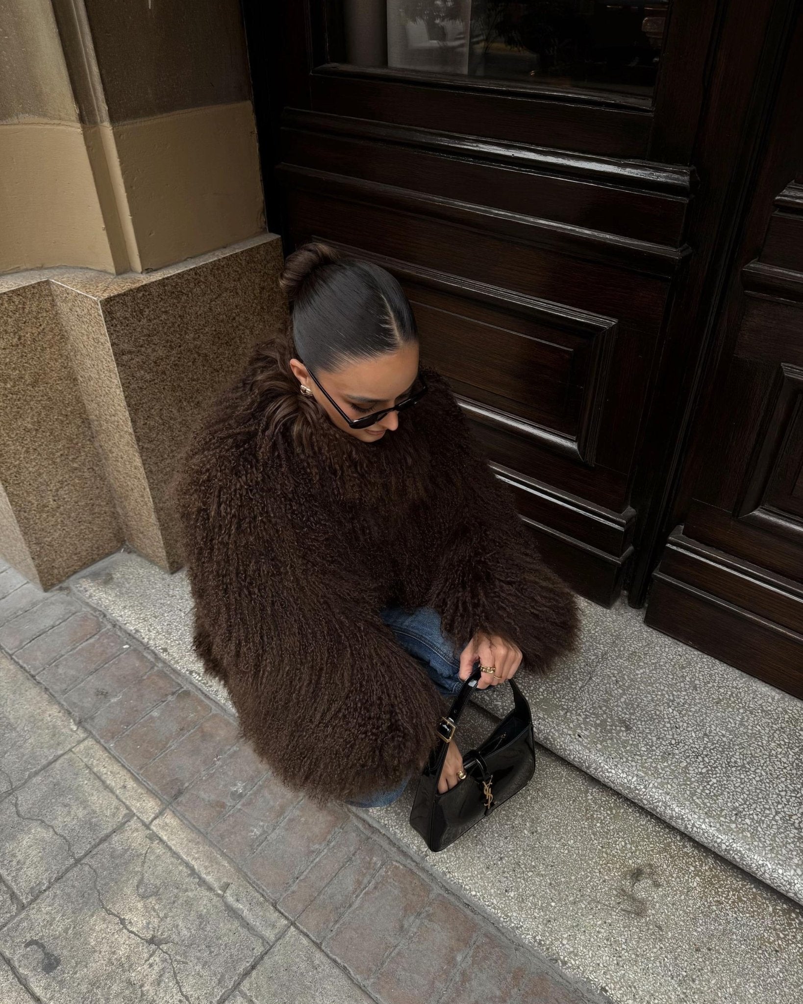 Damen Oversize Kunstfelljacke mit hohem Kragen - Stylisch und Warm von J&B - 7 - Atelier-Zofia
