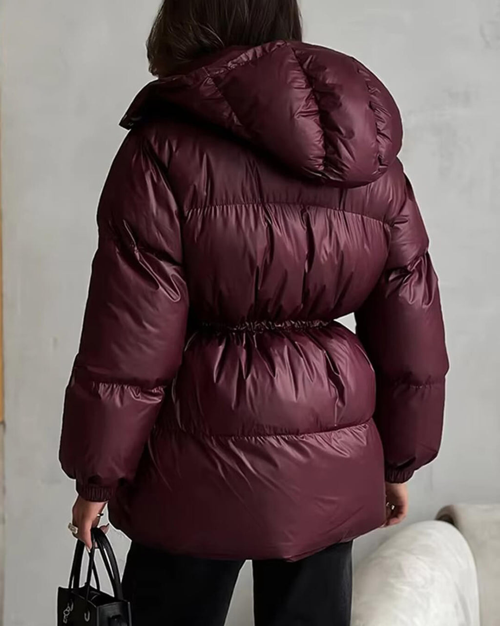 Damen Daunenjacke mit Taillenkordelzug und langer Silhouette - J&B - 4 - Atelier-Zofia
