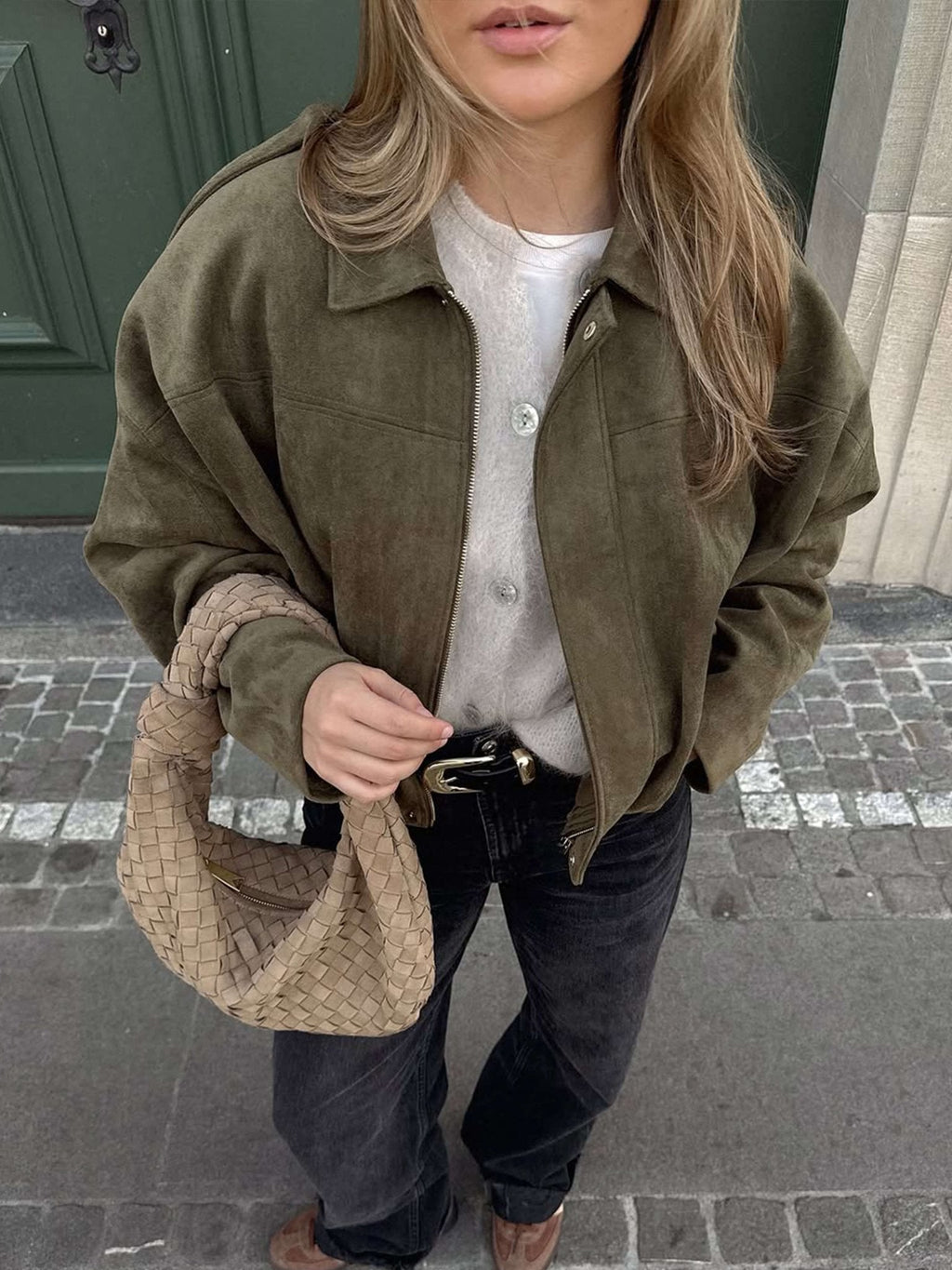 Damen Bomberjacke im modernen Oversized-Design mit robustem Reißverschluss - J&B - 2 - Atelier-Zofia