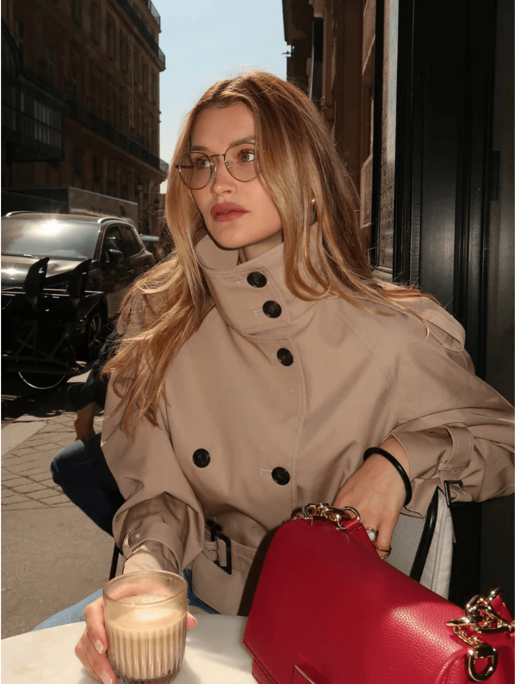 Elegante kurze Jacke für Damen mit doppelter Knopfreihe und Taillengürtel - J&B - 3 - Atelier-Zofia