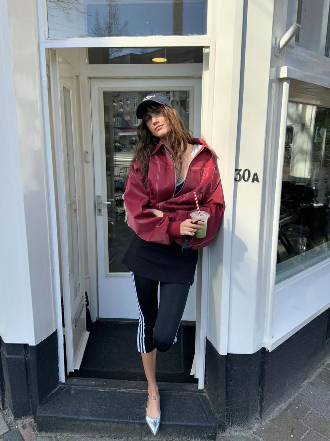Damen Bomberjacke im Oversize-Design mit praktischen Reißverschluss - J&B - 6 - Atelier-Zofia