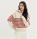 Stylischer Damenpullover mit Streifen und Reißverschluss - J&B - 1 - Atelier-Zofia