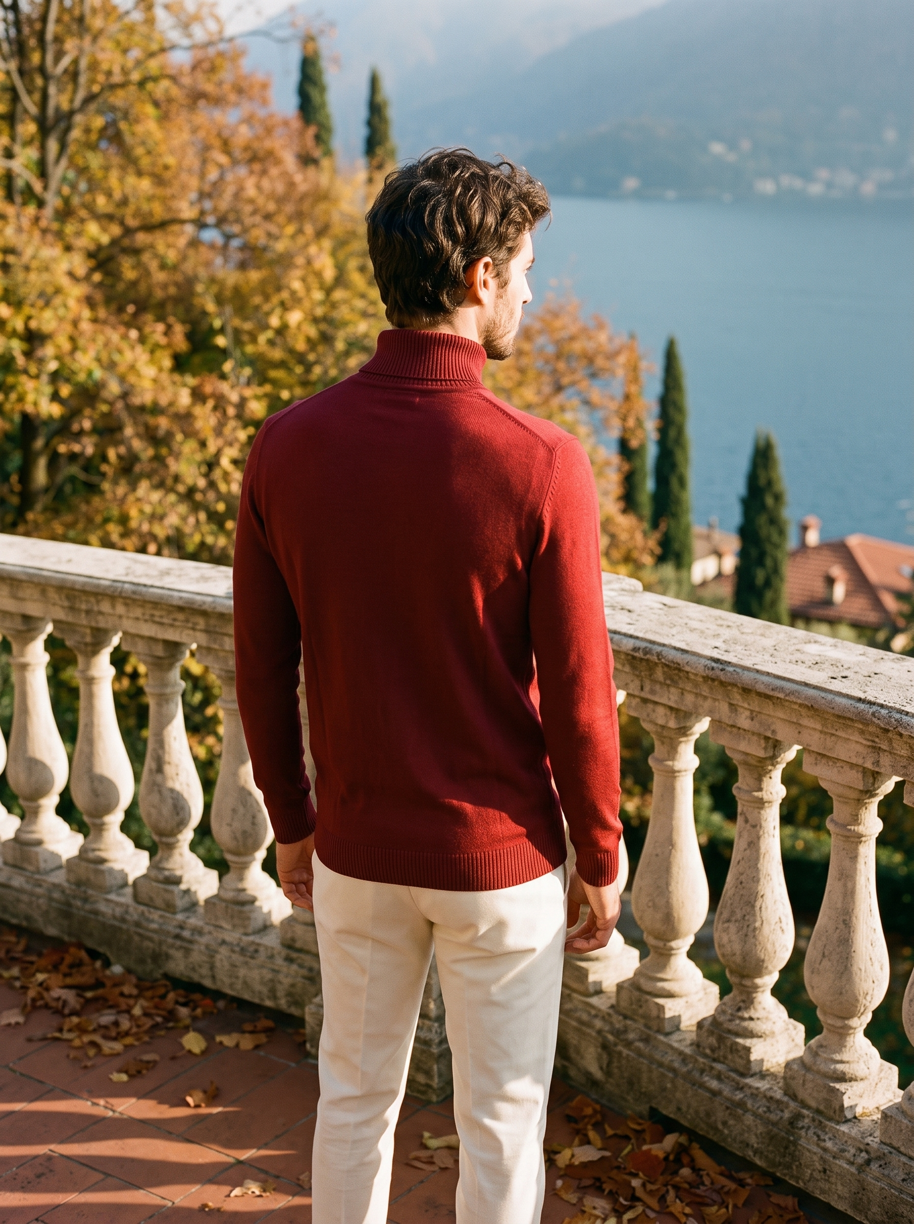 Burgunderfarbener Rollkragenpullover für Herren mit klassischer Schnittführung - J&B - 3 - Atelier-Zofia
