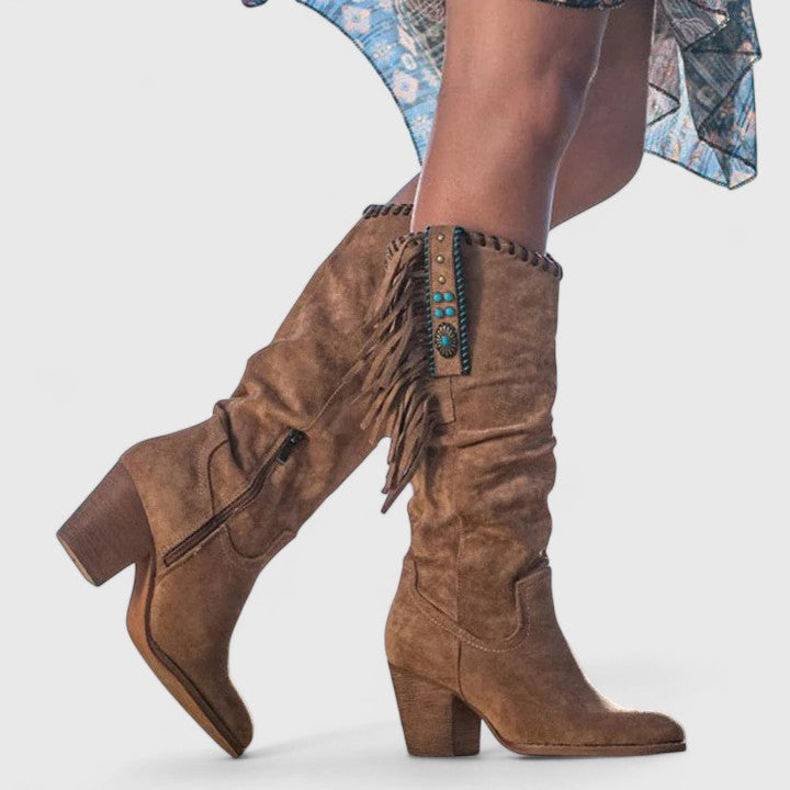 Damen Stiefel in Wadenhöhe mit Blockabsatz und trendiger Fransenverzierung - J&B - 4 - Atelier-Zofia