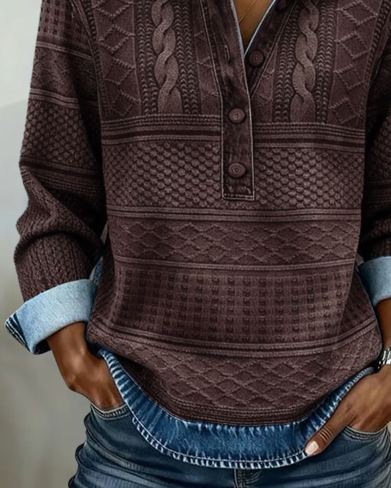 Modisches Damen-Sweatshirt im Denim-Design mit halber Knopfleiste und strukturierten Akzenten - J&B - 5 - Atelier-Zofia