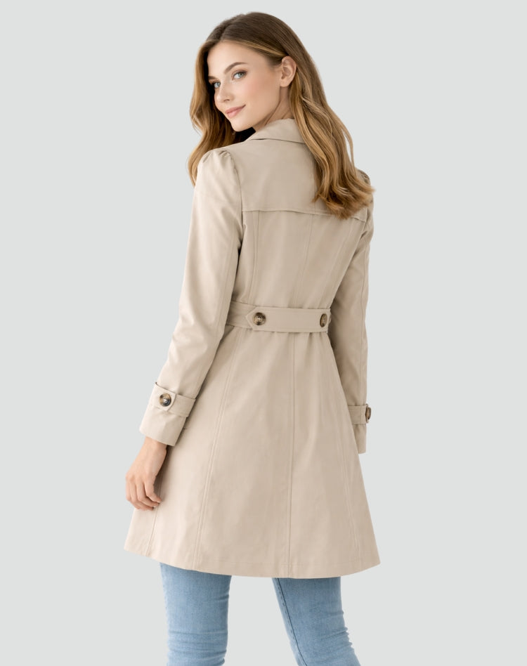 Klassischer Trenchcoat für Damen mit tailliertem Gürtel - J&B - 2 - Atelier-Zofia