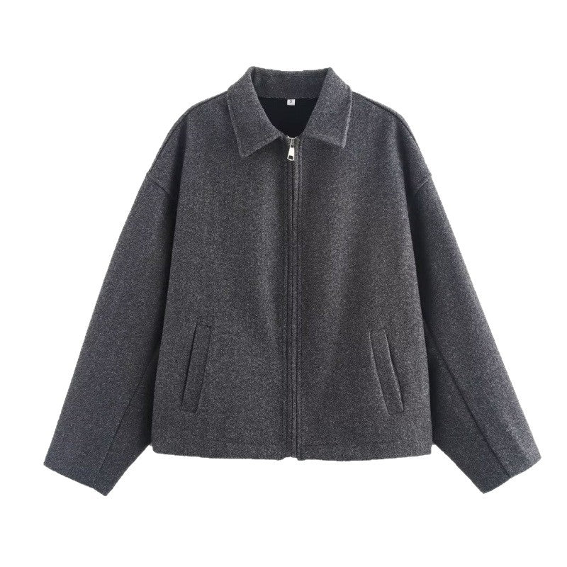Bequeme Damenjacke mit Reißverschluss und lässigem Schnitt - J&B - 2 - Atelier-Zofia