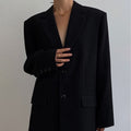 Eleganter Damenblazer mit lässiger Passform und klassischem Kragen - J&B - 4 - Atelier-Zofia