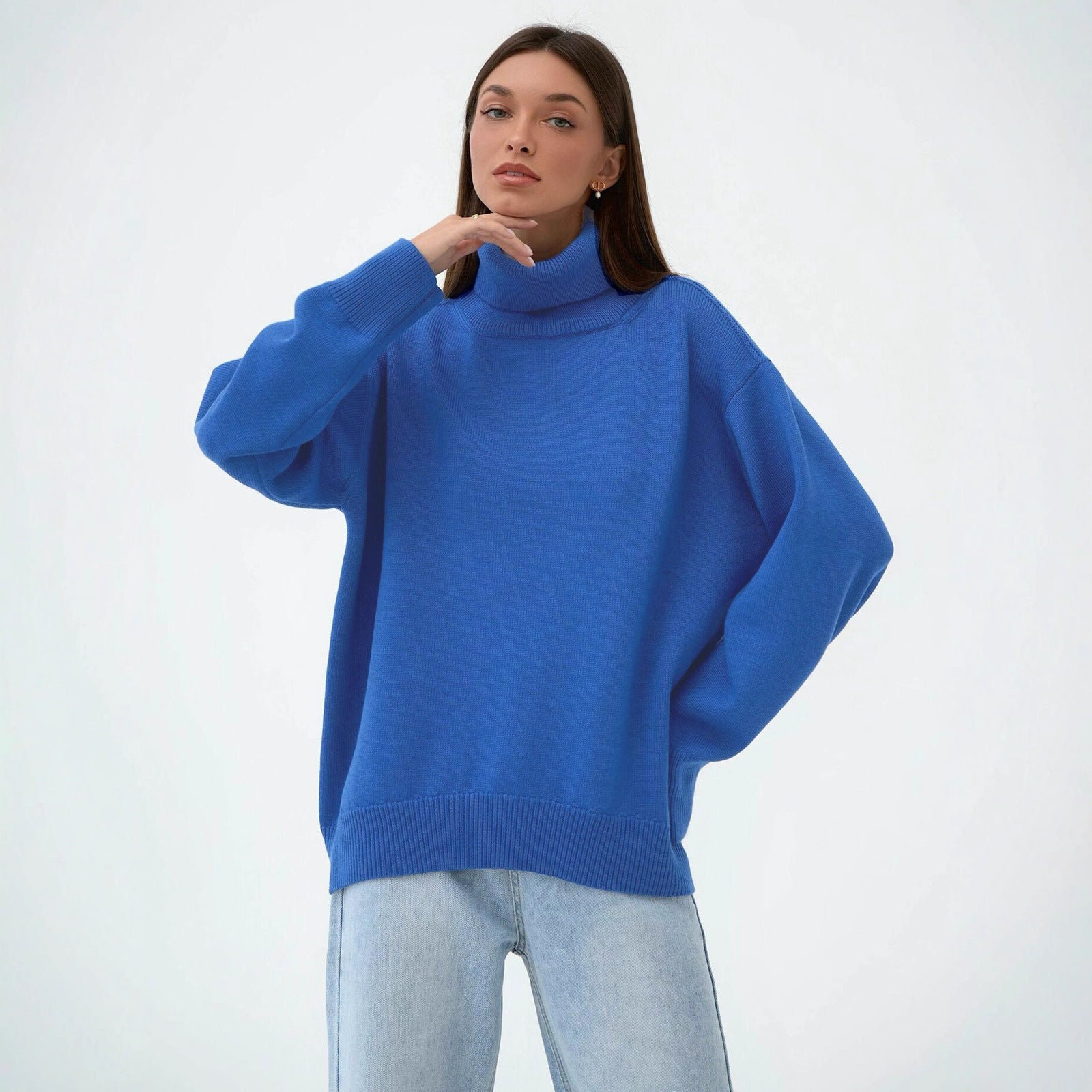 Bequemer Damenpullover mit Rollkragen und lässigen langen Ärmeln - J&B - 8 - Atelier-Zofia