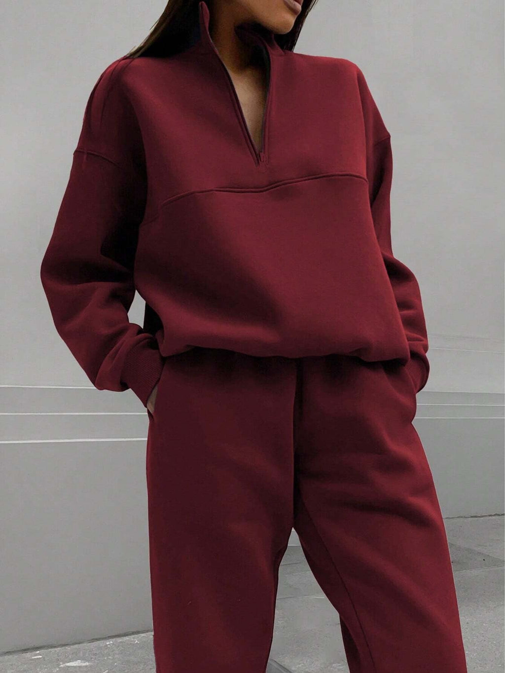 Modisches Oversize-Damen-Set mit Reißverschluss - J&B - 1 - Atelier-Zofia
