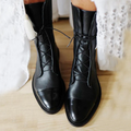 Damen Schnürstiefeletten mit elegantem Glanz - J&B - 1 - Atelier-Zofia