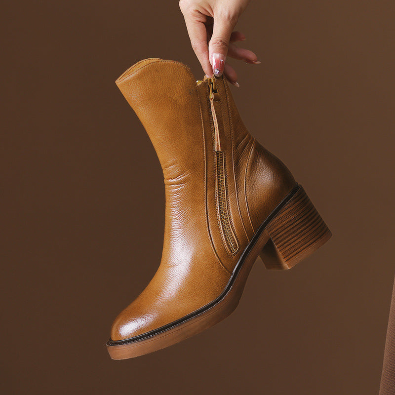 Elegante Damen Stiefeletten mit seitlichem Reißverschluss und komfortablem Blockabsatz - J&B - 11 - Atelier-Zofia