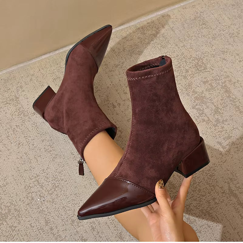 Modische Damen-Stiefeletten mit Blockabsatz und schimmernder Spitze - J&B - 14 - Atelier-Zofia