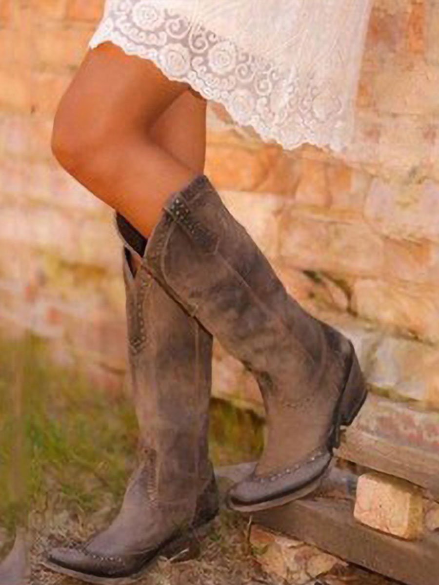 Damen Cowboystiefel kniehoch mit auffälligem Nieten-Design - J&B - 4 - Atelier-Zofia