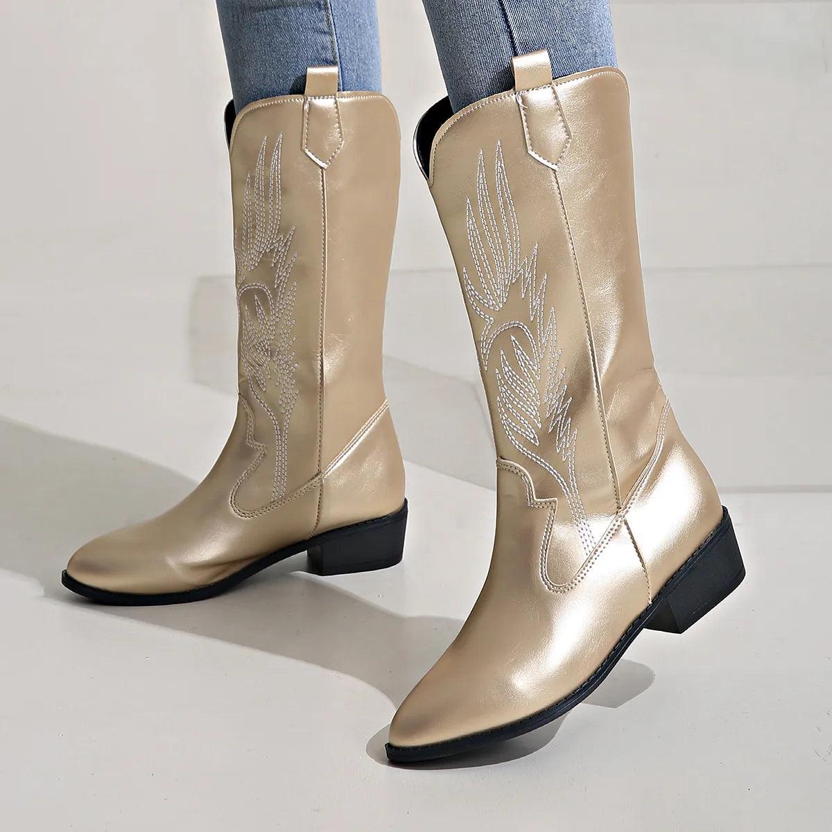 Stylische Damen Cowboystiefel mit Blockabsatz und dekorativer Stickerei - J&B - 7 - Atelier-Zofia