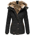 Damen Winterjacke mit figurschmeichelndem Schnitt und kuscheliger Kapuze aus Kunstfell - J&B - 1 - Atelier-Zofia