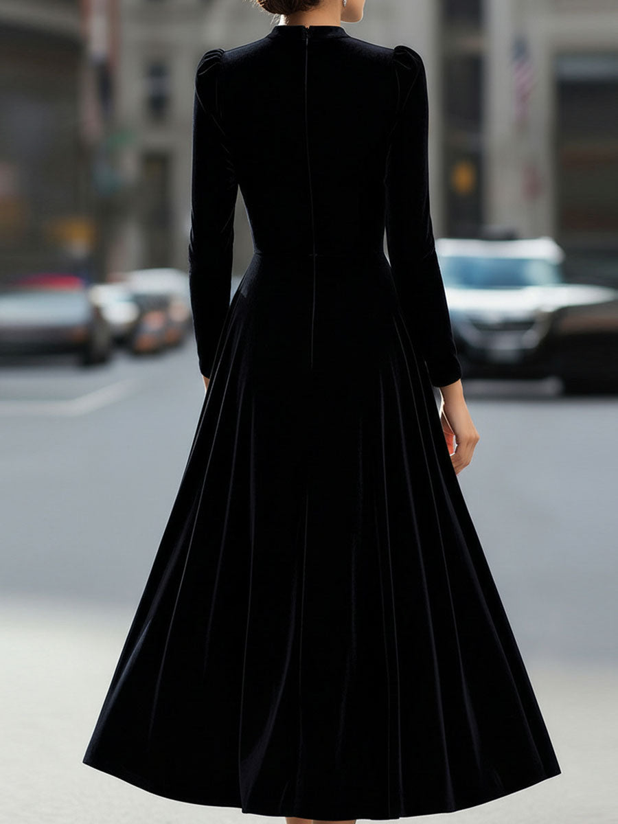 Damen Maxikleid in A-Linie mit langem Arm und luxuriöser Samtoptik - J&B - 9 - Atelier-Zofia