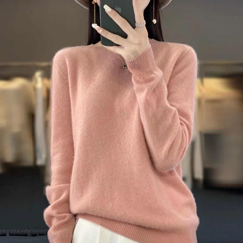 Eleganter Damenpullover aus weichem Kaschmir – Perfekte Passform von J&B - 1 - Atelier-Zofia