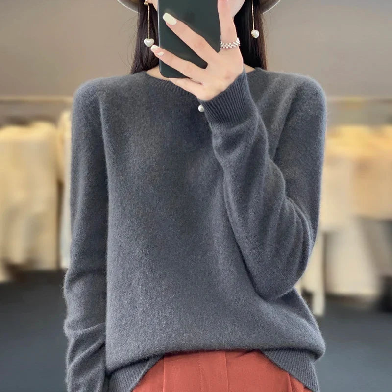 Eleganter Damenpullover aus weichem Kaschmir – Perfekte Passform von J&B - 2 - Atelier-Zofia