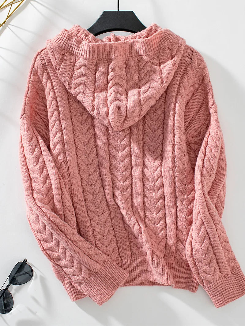 Damen Strick-Hoodie mit Knopfdetail und legerer Passform - J&B - 5 - Atelier-Zofia