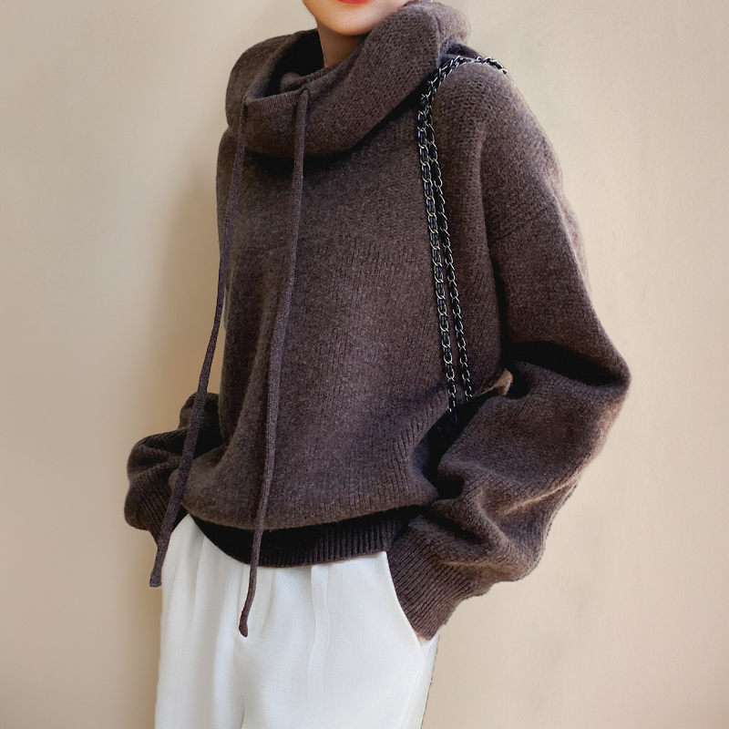 Bequemer Damen-Hoodie im Oversize-Stil mit Kapuze und verstellbarem Kordelzug - J&B - 4 - Atelier-Zofia