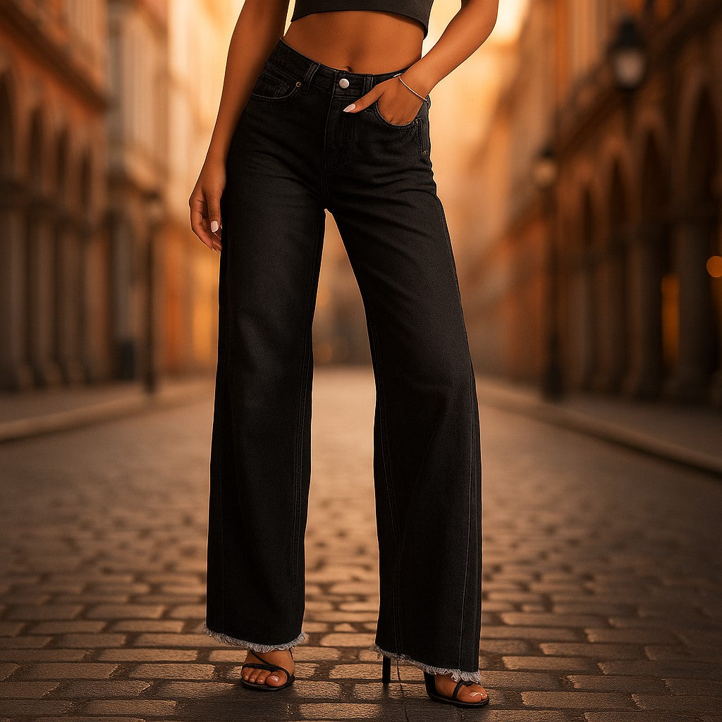 Weit geschnittene Damenhose mit hohem Bund und modischem Fransensaum - J&B - 1 - Atelier-Zofia