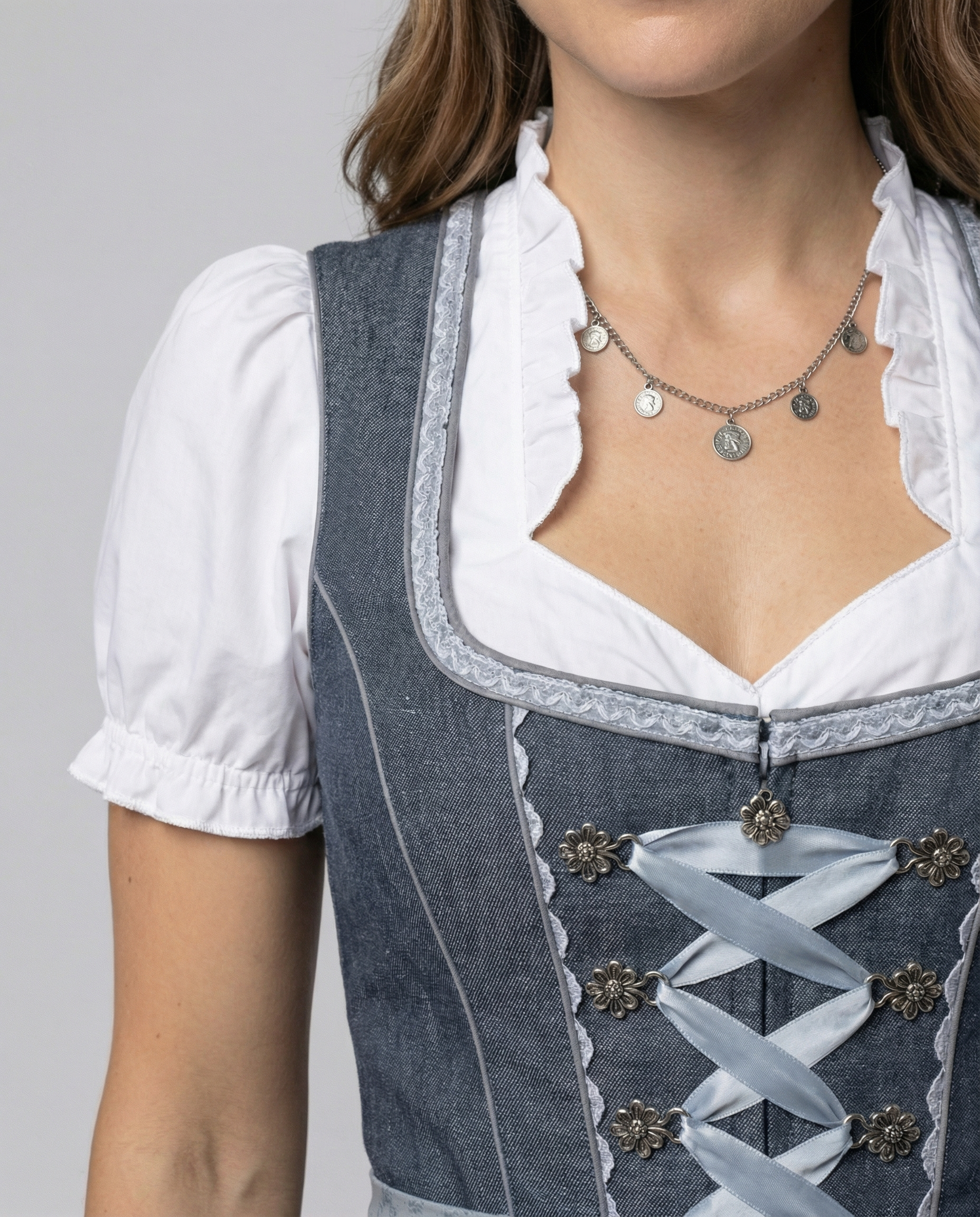 Elegantes Dirndl für Damen – Stilvolle Passform für besondere Anlässe - J&B - 5 - Atelier-Zofia