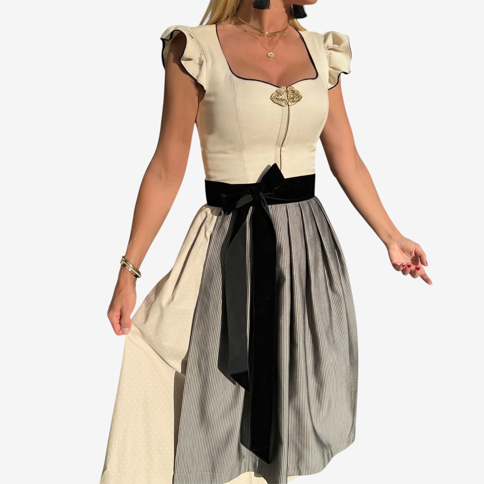 Dirndl Damen mit Rüschenärmeln und figurbetonter Silhouette | A&Z - 2 - Atelier-Zofia