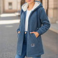Damen Longline Fleecejacke mit Kapuze und praktischen Taschen | A&Z - 1 - Atelier-Zofia