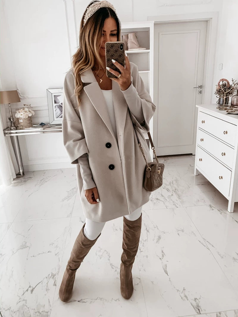 Oversize-Mantel Damen mit Reverskragen und doppeltem Knopfverschluss | A&Z - 2 - Atelier-Zofia