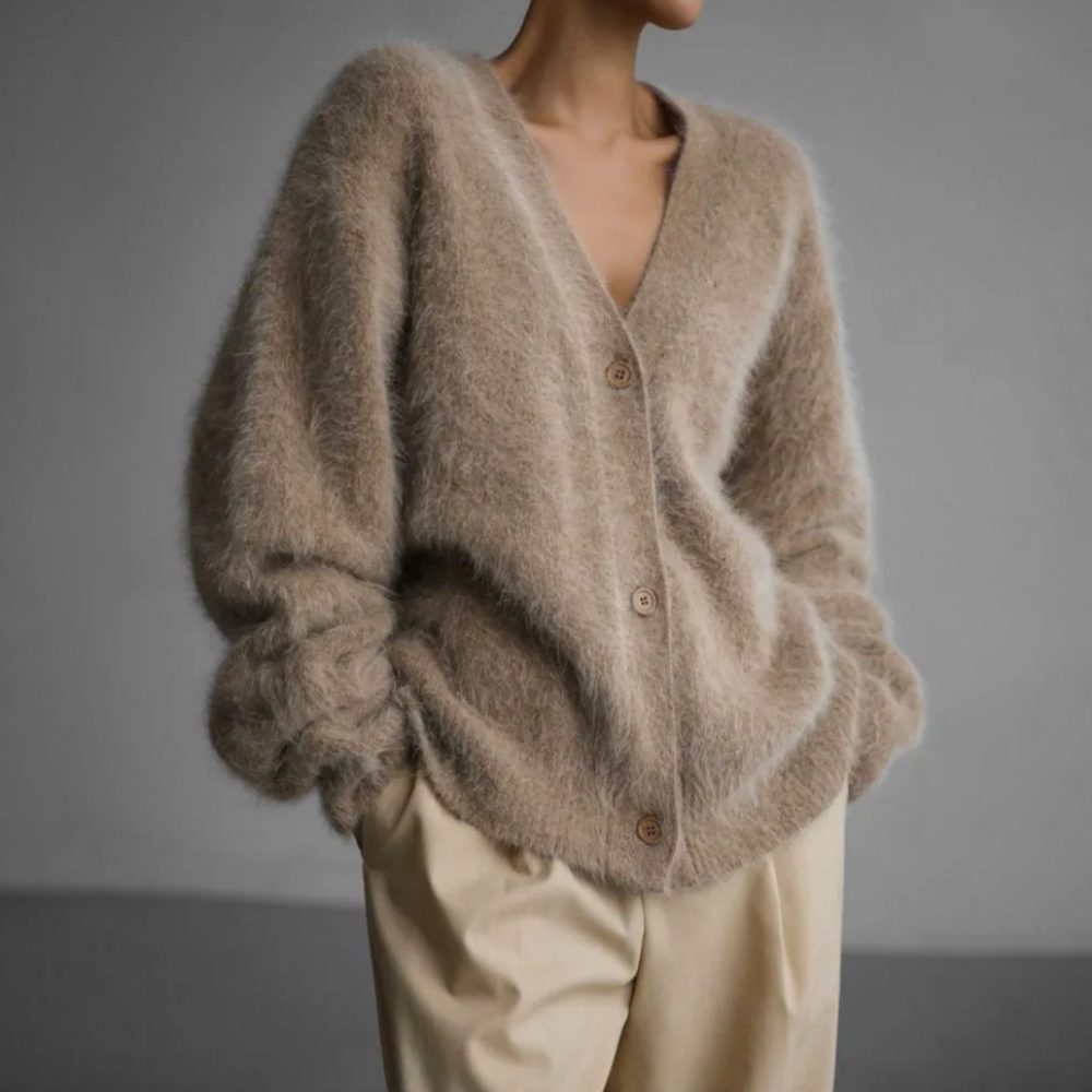 Oversize Cardigan Damen mit V-Ausschnitt und Knopfdetails | A&Z - 1 - Atelier-Zofia
