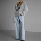 Oversize Cardigan Damen mit V-Ausschnitt und Knopfdetails | A&Z - 9 - Atelier-Zofia