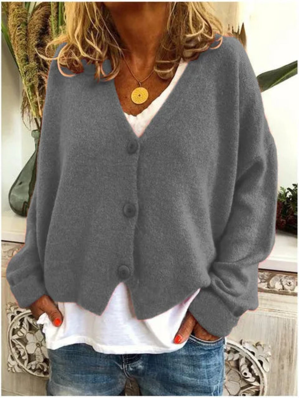 Women's cardigan with a relaxed fit and V-neck | M&B - 4 - Modern britwear