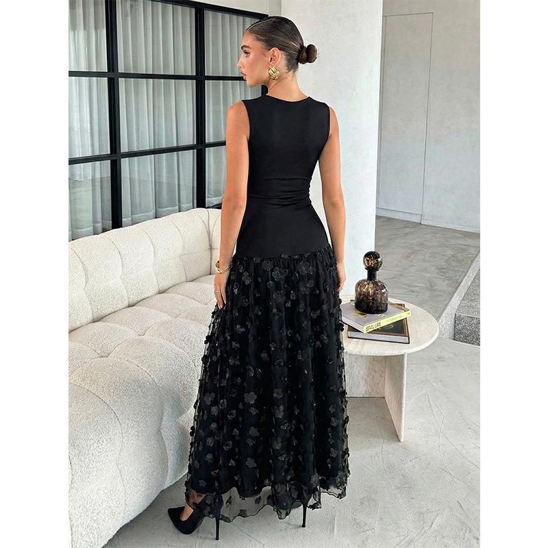 Maxikleid Damen schwarz figurbetont mit floralem Rock - 3 - Atelier-Zofia