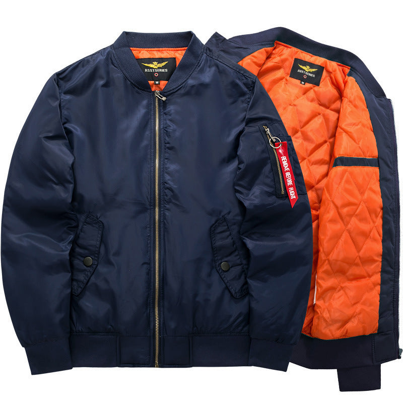 Bomberjacke Herren schwarz mit entspanntem Schnitt und praktischen Taschen - 4 - Atelier-Zofia