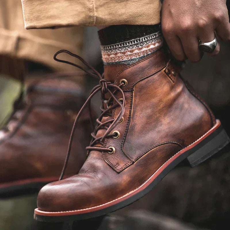 Stiefel Herren braun mit robuster Schnürung und knöchelhohem Design - 3 - Atelier-Zofia