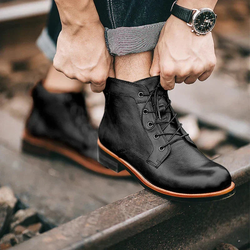 Stiefel Herren braun mit robuster Schnürung und knöchelhohem Design - 4 - Atelier-Zofia
