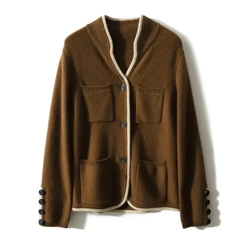 Cardigan Damen braun mit Knopfdesign und Taschen - 3 - Atelier-Zofia