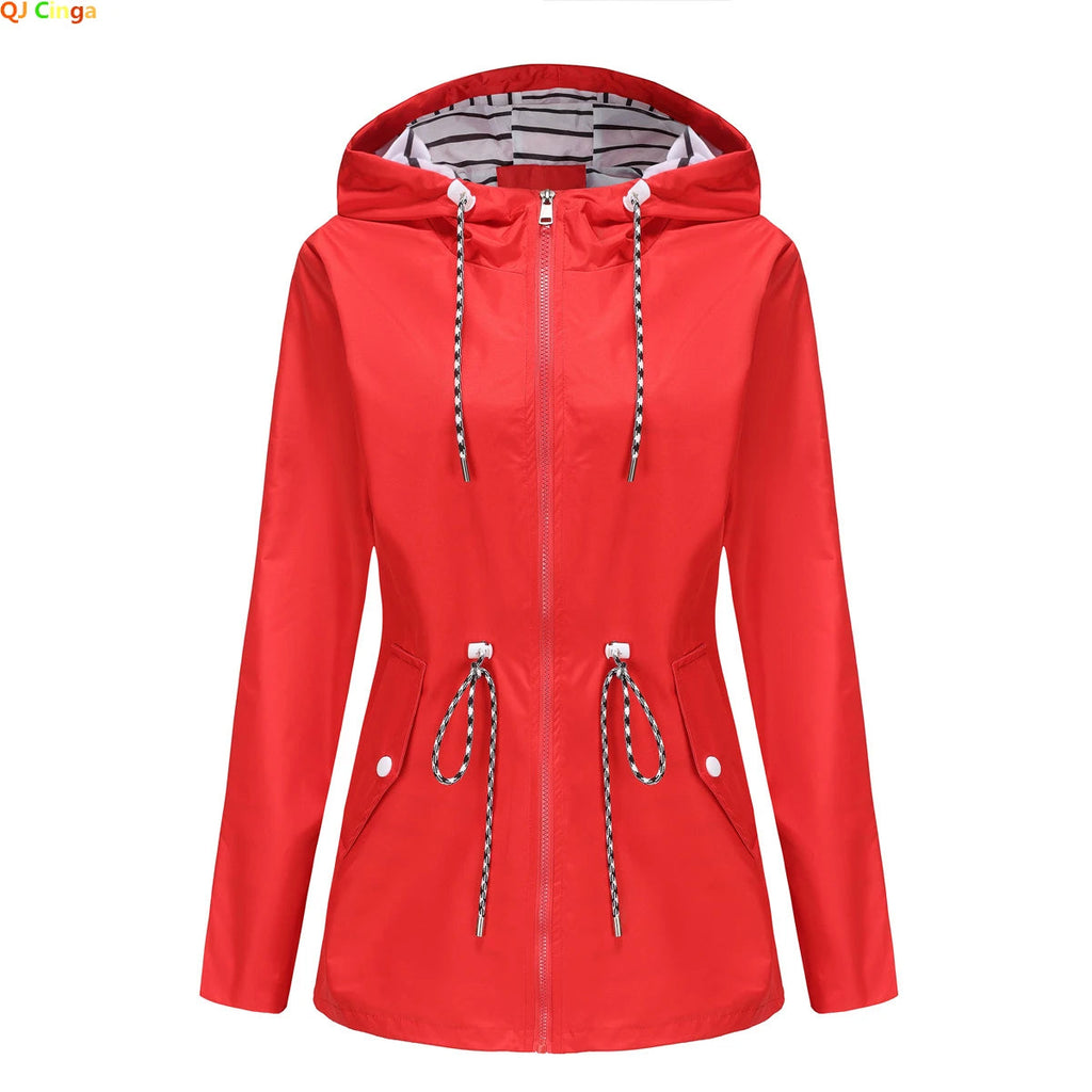 Jacke Damen rot tailliert mit Kapuze und verstellbarem Taillenzug - 1 - Atelier-Zofia