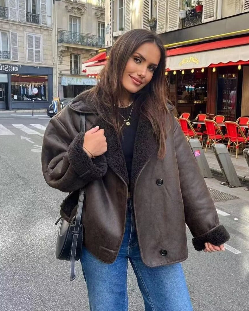 Jacke Damen braun lässig mit breitem Kragen und Taschen - 2 - Atelier-Zofia