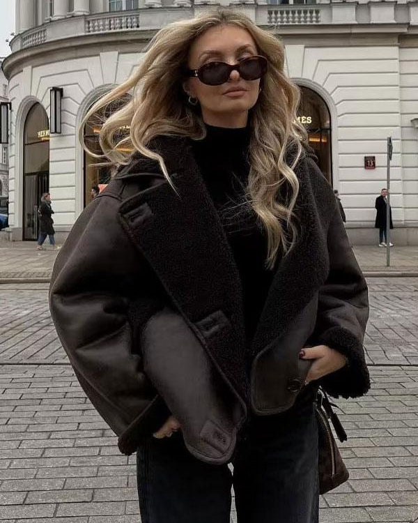 Jacke Damen braun lässig mit breitem Kragen und Taschen - 5 - Atelier-Zofia