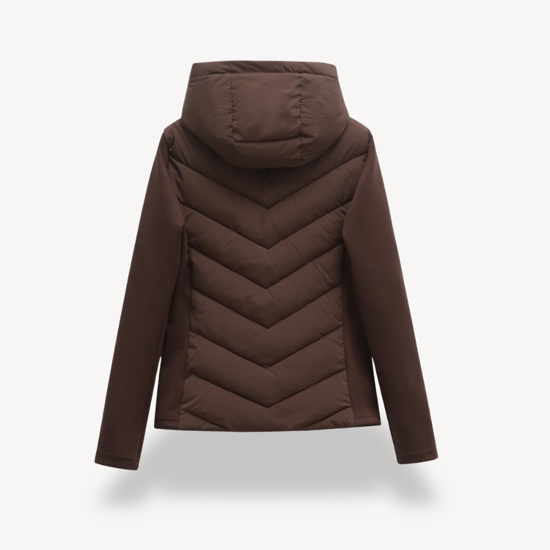 Damenjacke schwarz figurbetont mit Kapuze und Chevron-Design - 5 - Atelier-Zofia