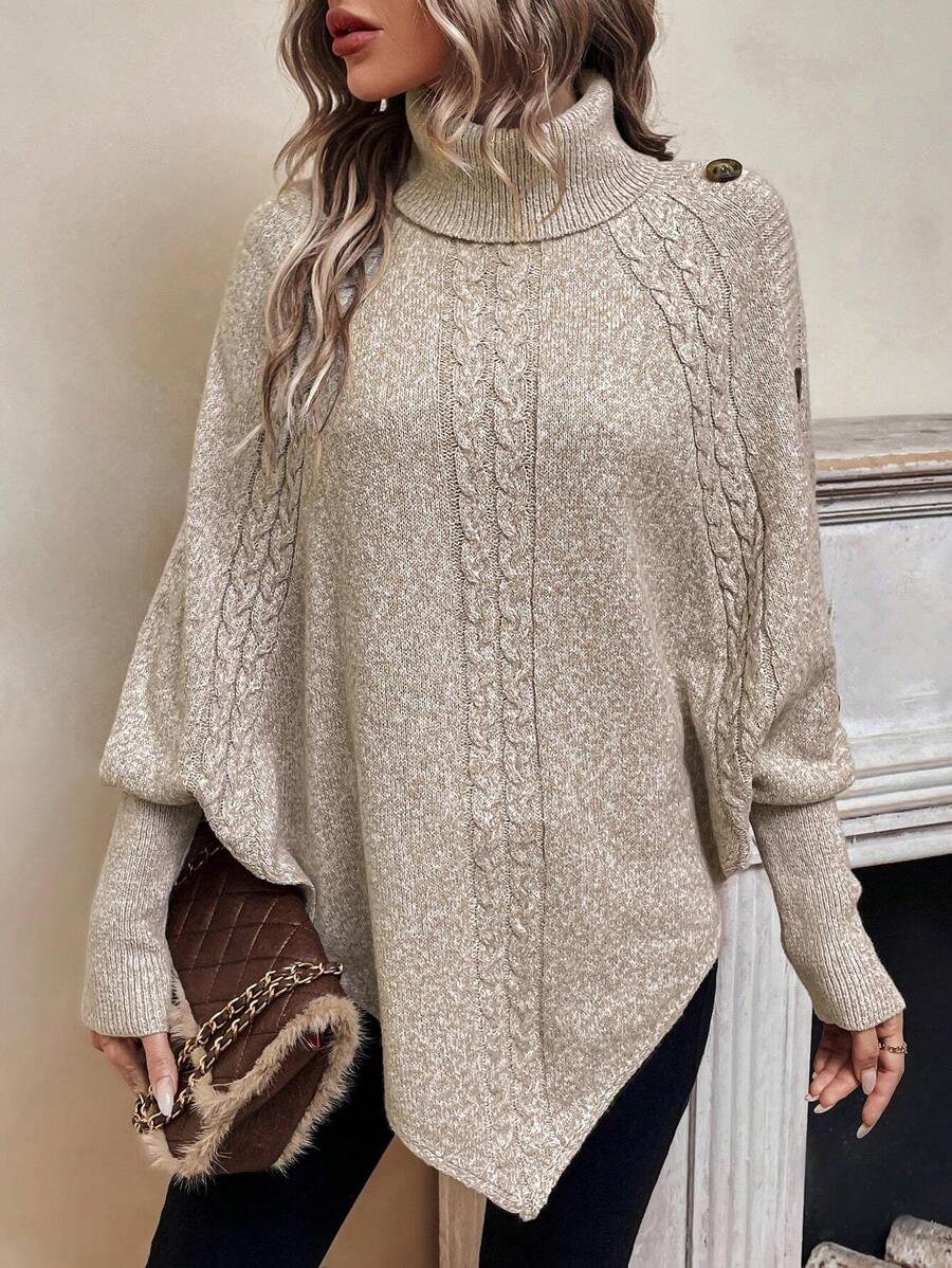 Pullover Damen beige oversized mit Stehkragen und Knopfdetails - 1 - Atelier-Zofia