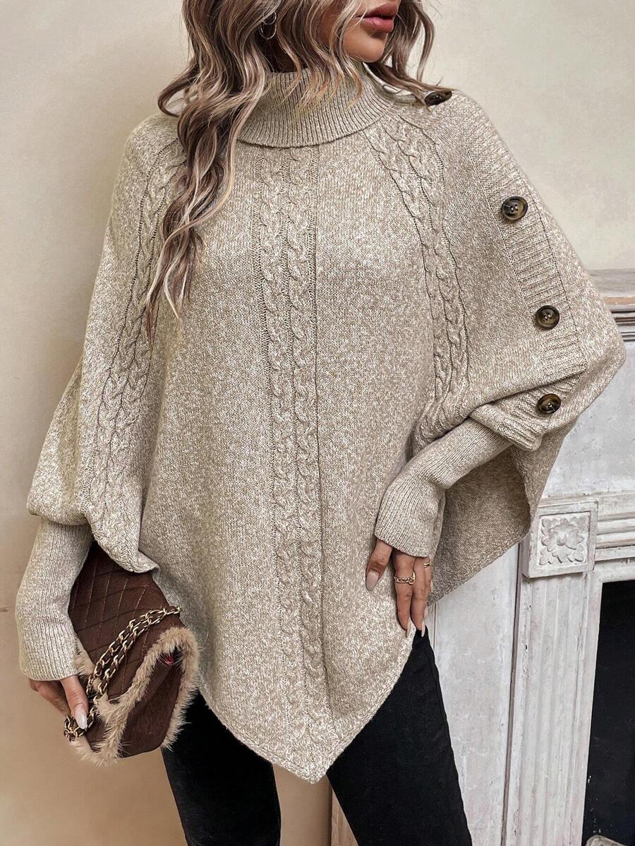Pullover Damen beige oversized mit Stehkragen und Knopfdetails - 2 - Atelier-Zofia
