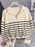 Pullover Damen beige mit halbem Reißverschluss und Streifen - 1 - Atelier-Zofia